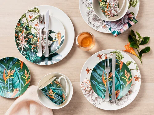 The Blck Pen Night Garden Coupe Dinner Plate 27.5cm Foliage 2 The Blck Pen Night Garden Coupe Dinner Plate 27.5cm Foliage - Image 2