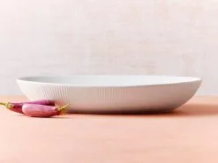 Arc Oval Serving Bowl 42x27cm White Gift Boxed -Tea & Coffee Shop ss22 website maxwell williams arc white bowl oval 42cm
